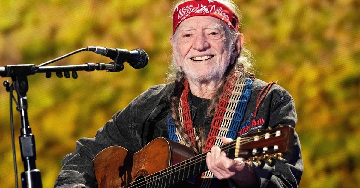 willie nelson net worth